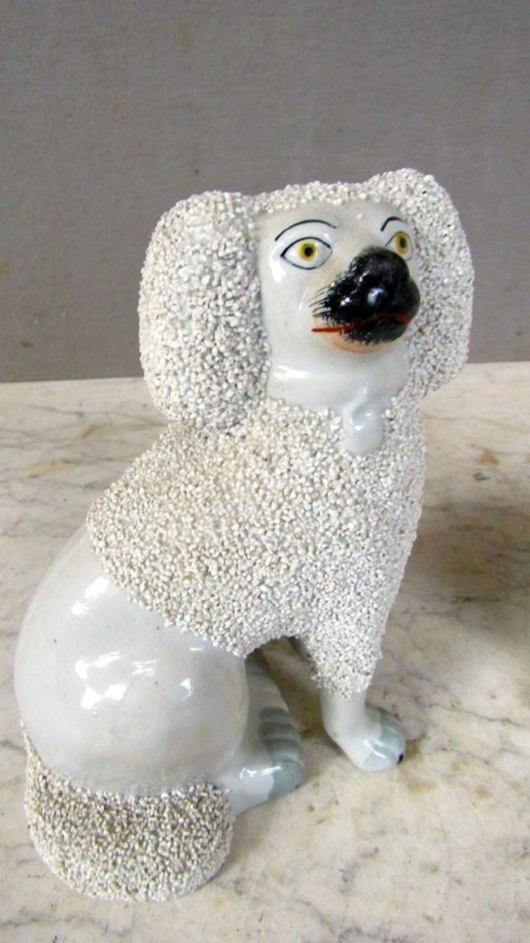 2 Porzellanfiguren Hunde Puffhunde - Bild 3 aus 7