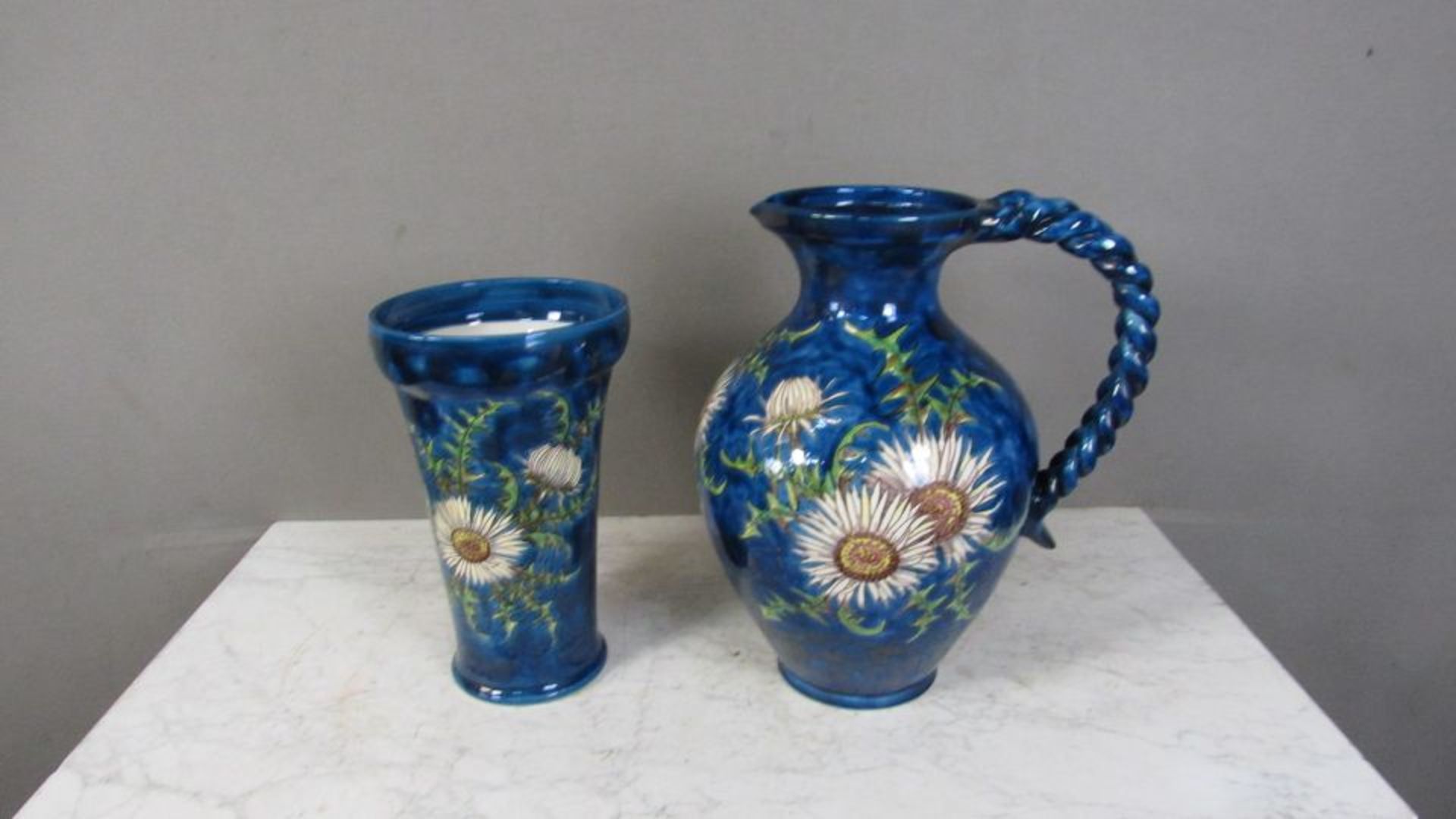 Keramik Schirmständer und große Vase