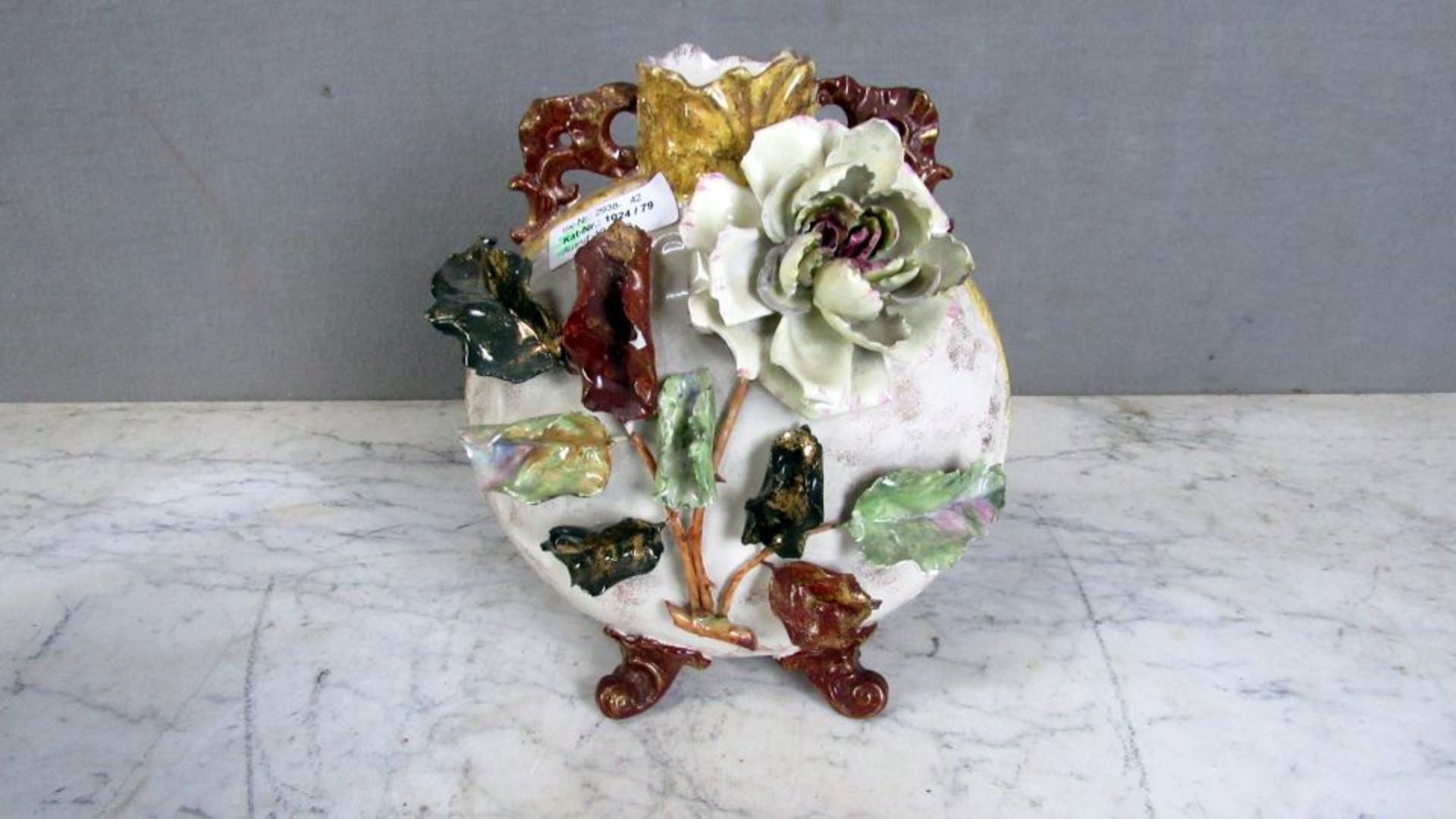 Prunkvase lasiert Blumendekor 26cm