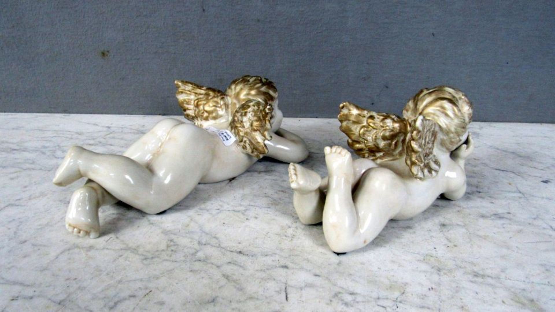 2 Porzellanfiguren liegende Engel 20 - Bild 4 aus 8