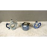 3 Asiatische Porzellankannen teilweise