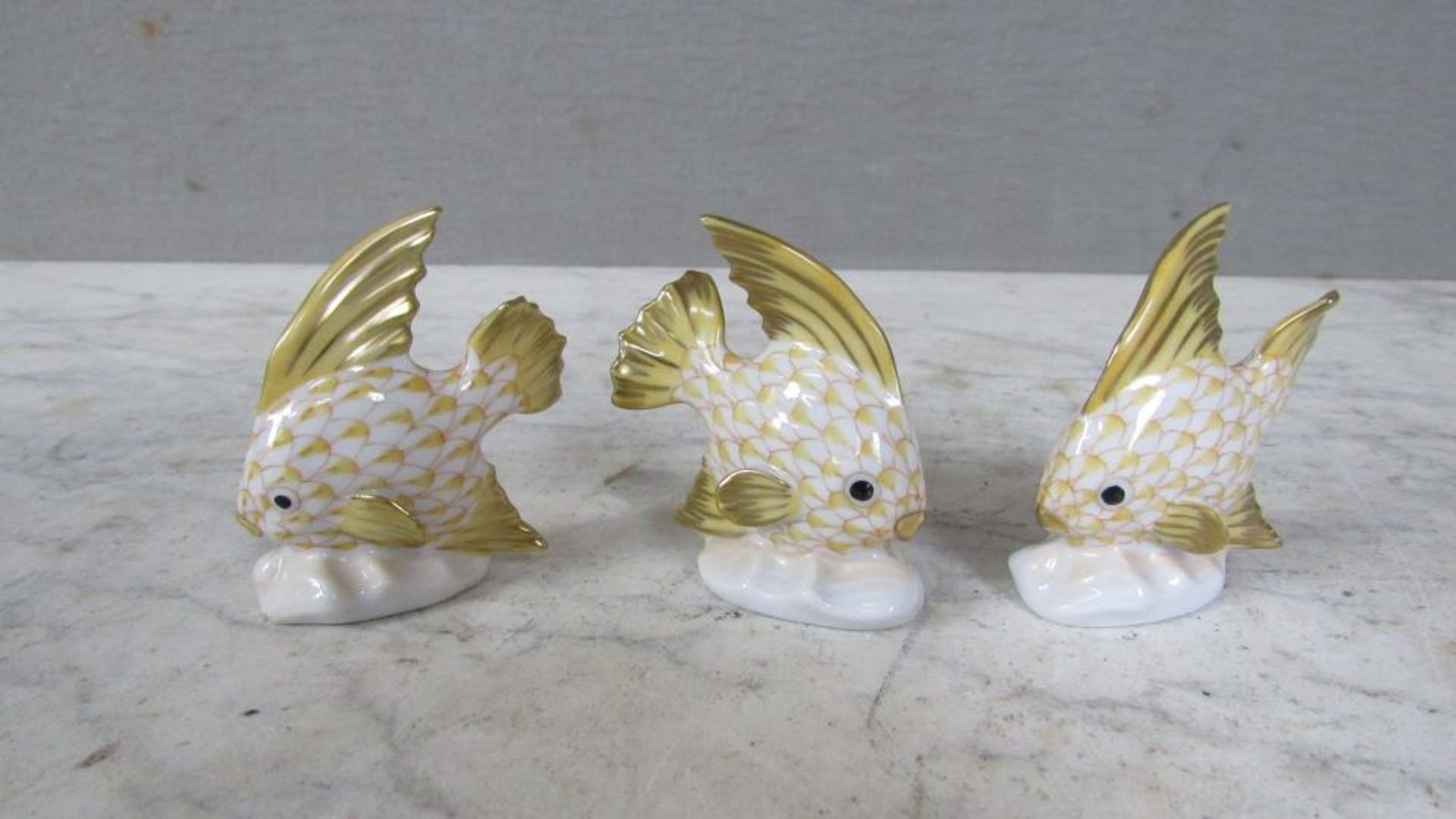 3 Porzellanfiguren Fische Handbemalt