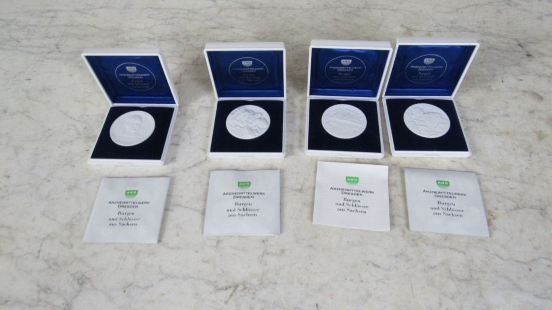 vier Porzellanplaketten Meissen - Bild 2 aus 6