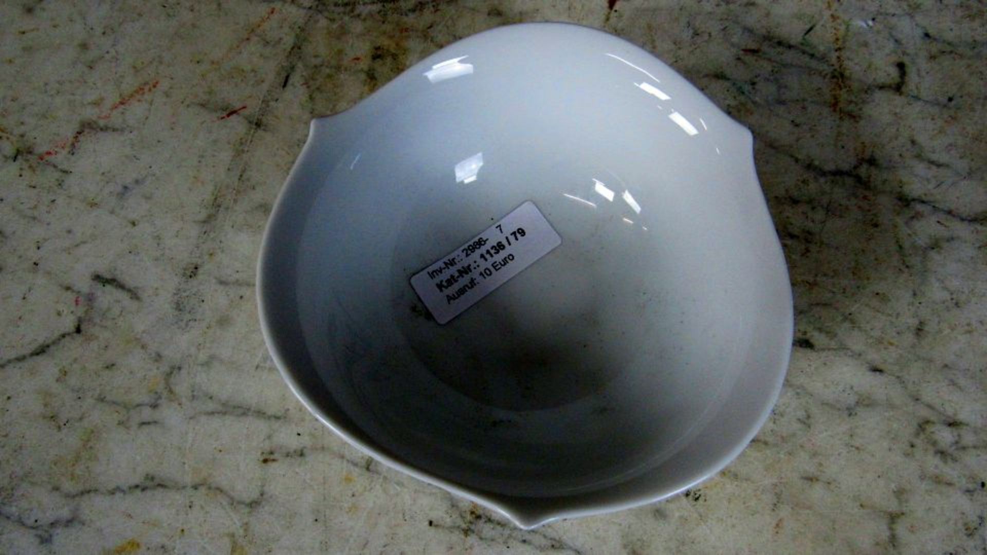 Kleine Schale Meissen Schwertermarke - Bild 2 aus 5