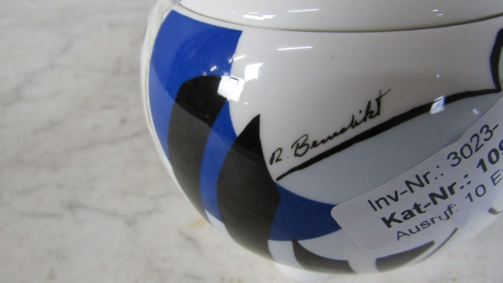 Porzellandose in form einer Eule - Bild 3 aus 6