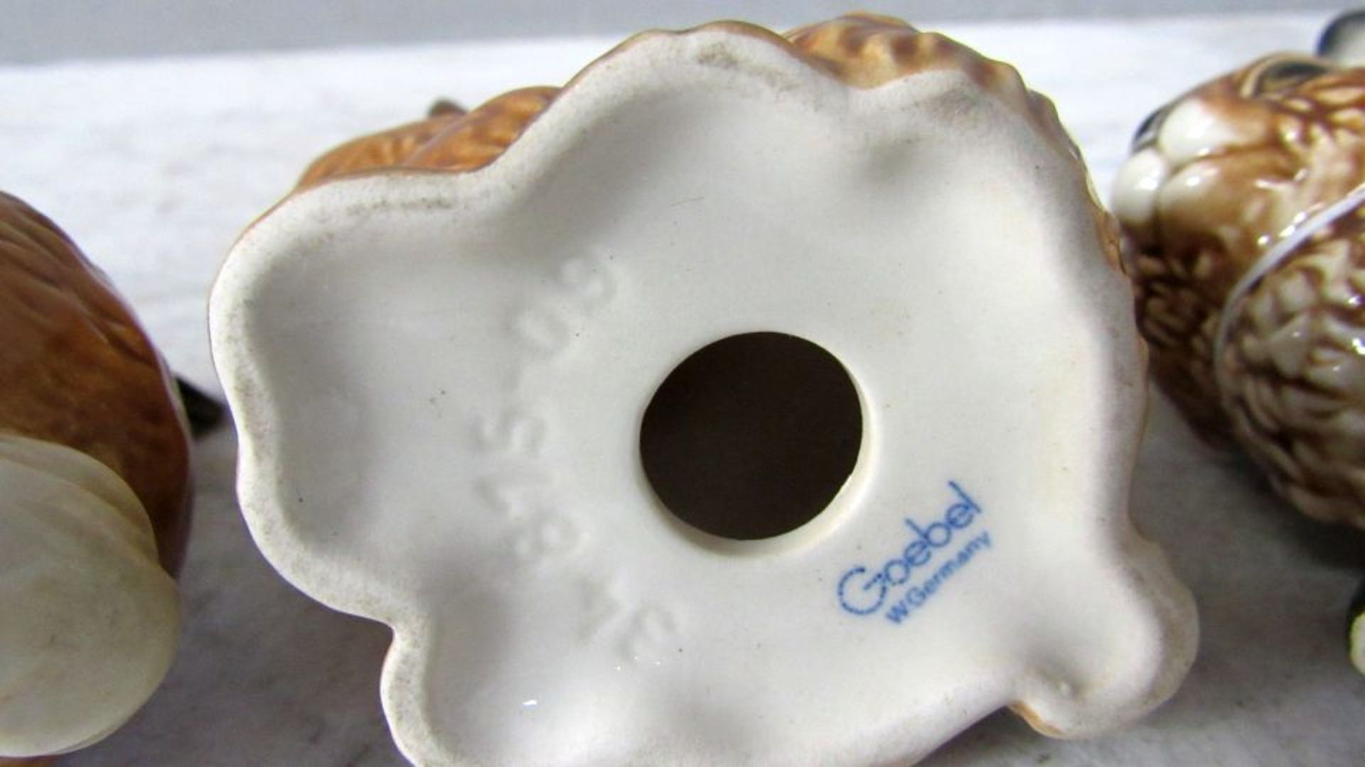 3 Porzellanfiguren Hasen Goebel 1x - Bild 8 aus 8