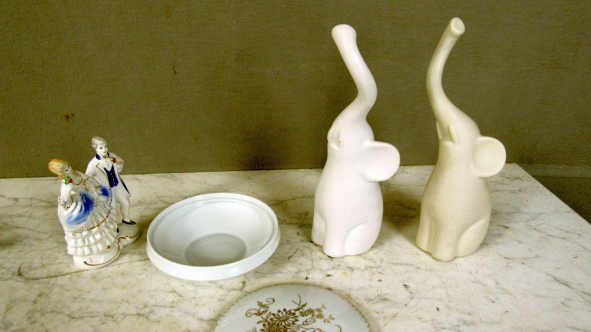 Konvolut diverse Porzellanfiguren - Bild 6 aus 10