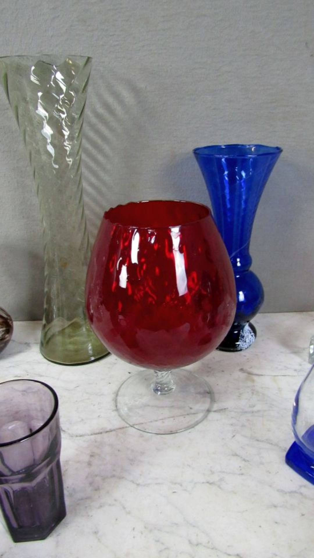 Interessantes Konvolut Glas Vasen und - Bild 2 aus 6