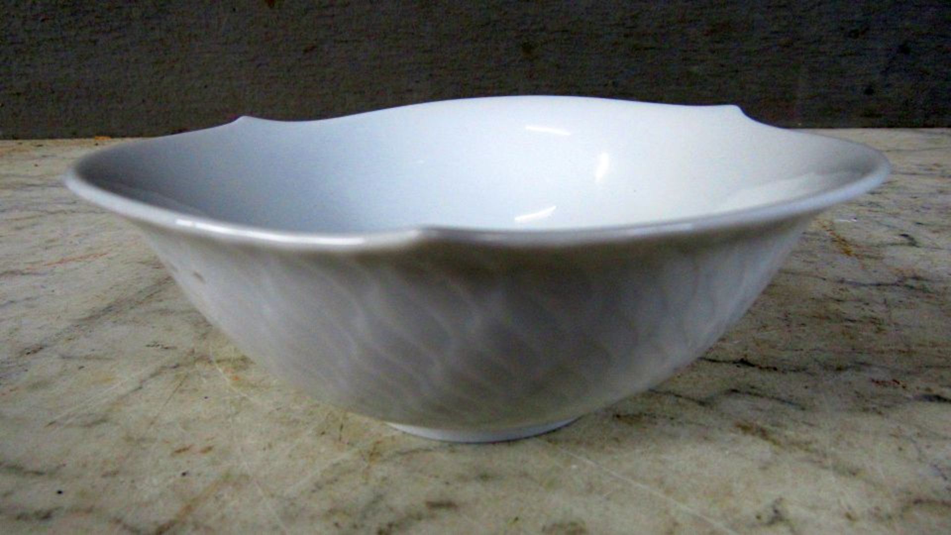 Kleine Schale Meissen Schwertermarke - Bild 3 aus 5