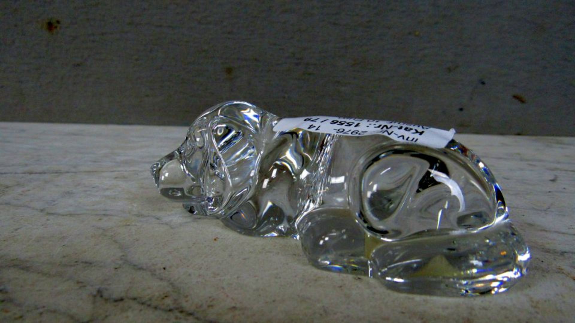 Glasskulptur liegender Dackel - Bild 3 aus 5