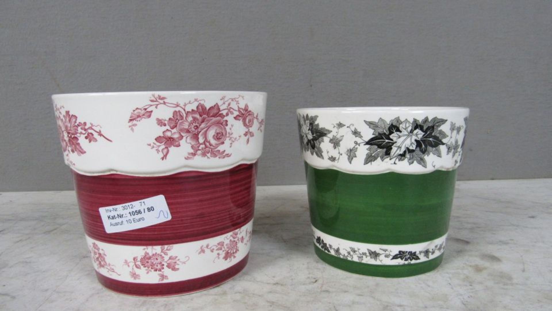 Zwei Blumentöpfe Übertöpfe Porzellan