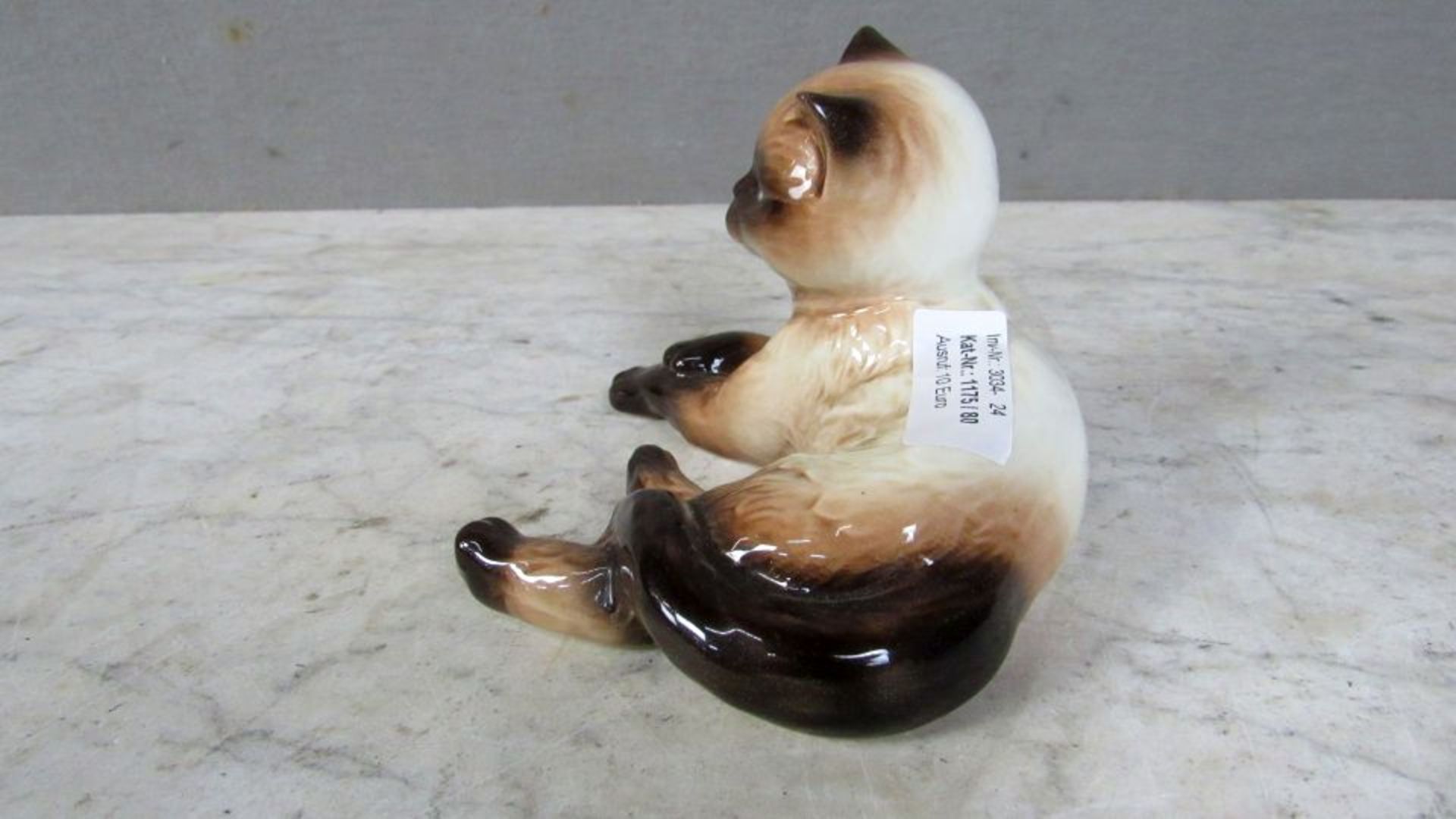 Porzellanfigur liegende Katze Goebel - Bild 4 aus 8