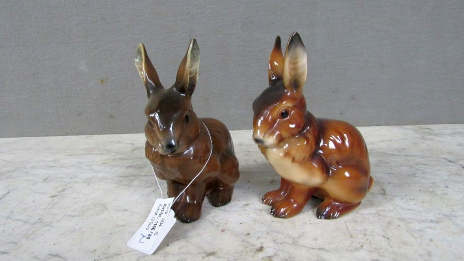 Goebel 2 Porzellanfiguren Hasen 16cm