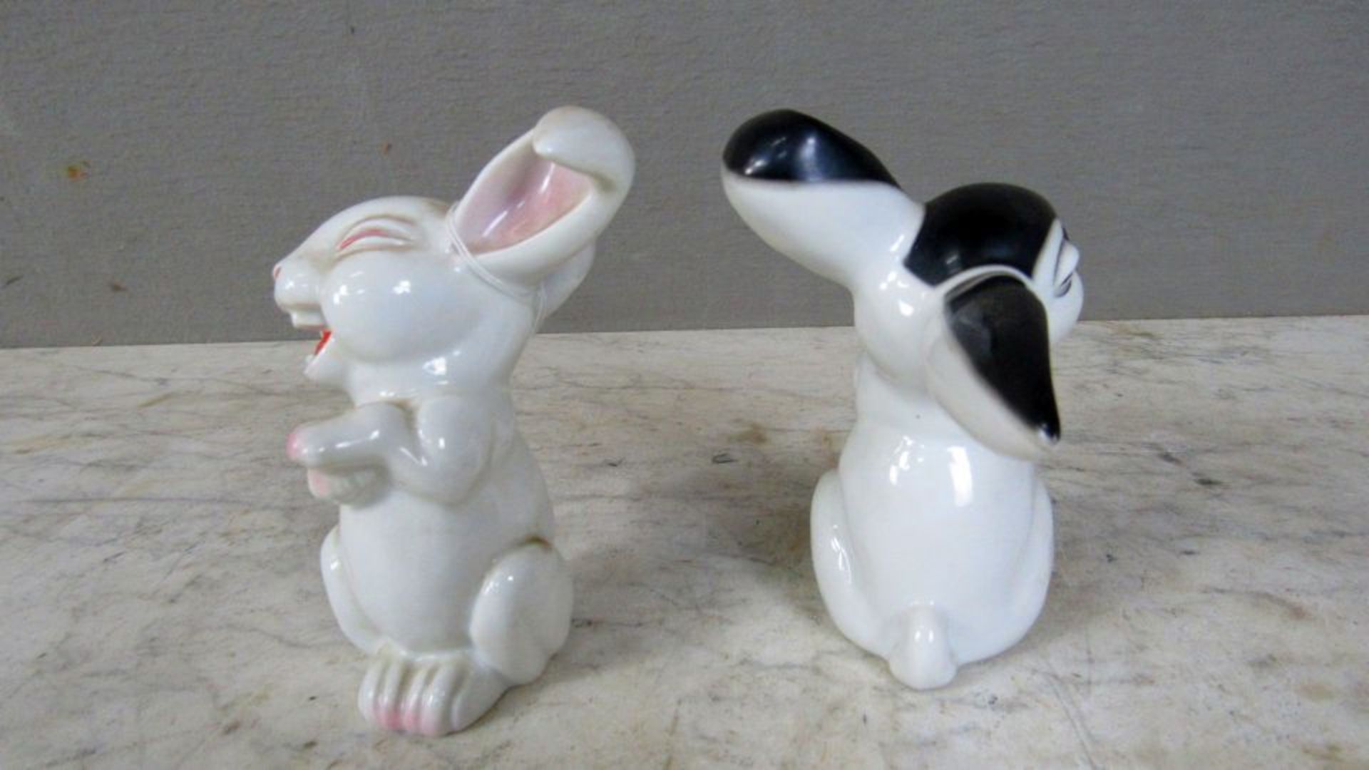 2 Porzellanfiguren lachende Hasen - Bild 4 aus 6