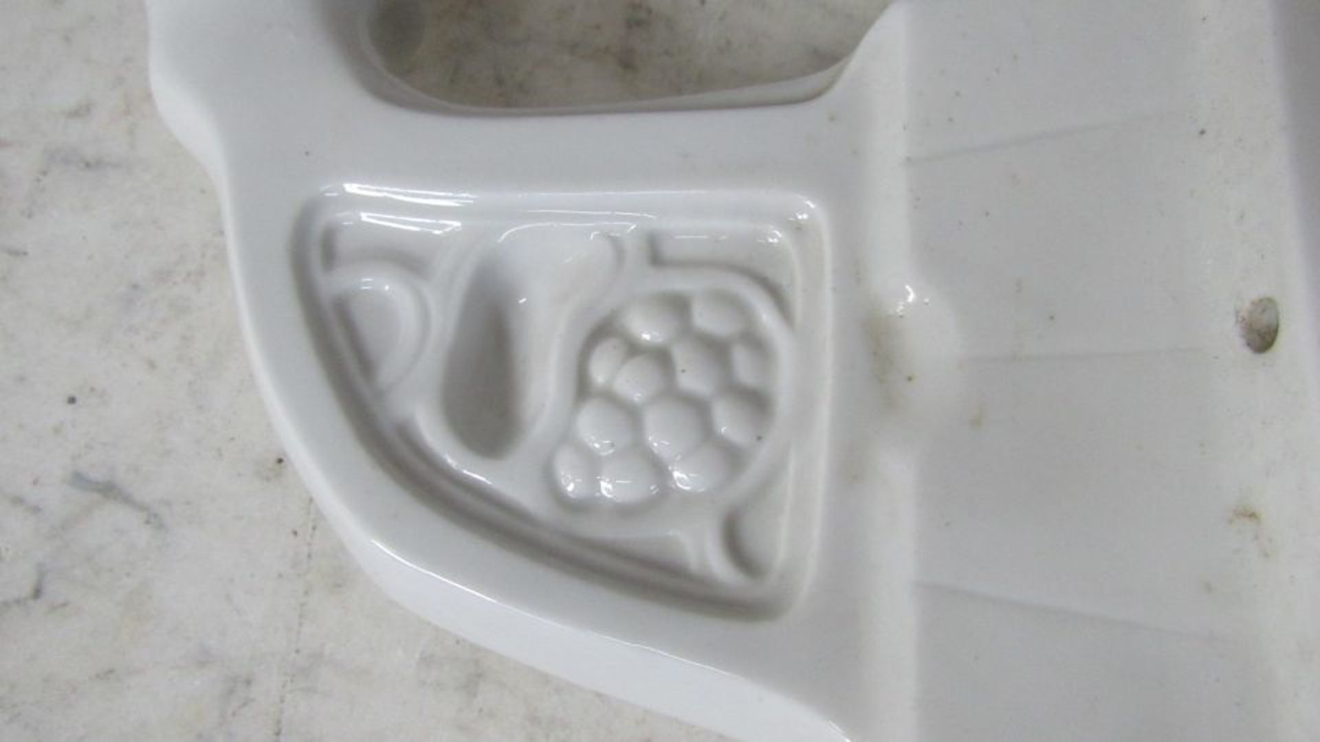 Zwei Porzellan Wandleuchten Jugendstil - Bild 4 aus 5