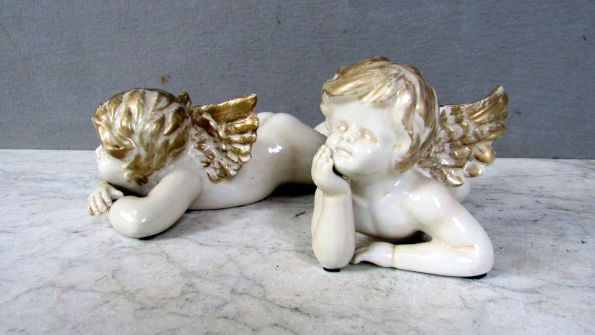 2 Porzellanfiguren liegende Engel 20 - Bild 6 aus 8