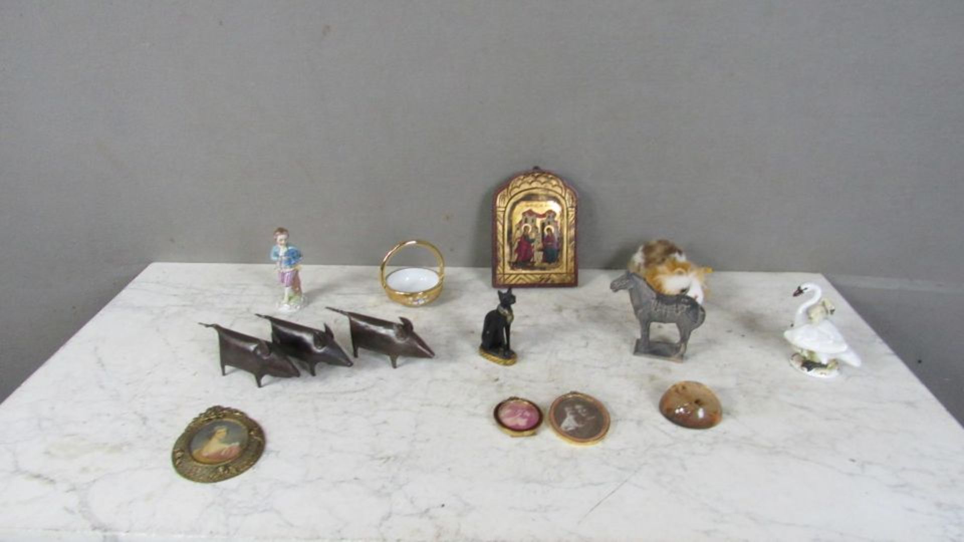 Konvolut gemischtes Porzellanfigur