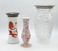 3 Vasen: 1x MEISSEN "Roter Ming-Drache" mit Montierung Silber 835