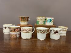 19th century Worcester Flight Barr & Barr coffee can gilded with initials EAM on a lime green