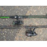 2 carbon fishing rods with reels