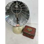 Primus vintage stove in tin and Bialaddin bowl fire