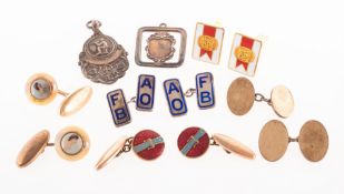 A small quantity of silver & other jewellery,