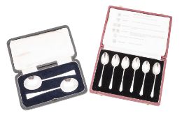 An Elizabeth II cased set of six silver tea/ coffee spoons,