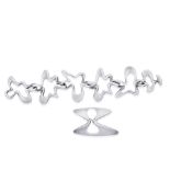 Georg Jensen: 'Splash' a silver bracelet by Henning Koppel and a silver brooch (2)