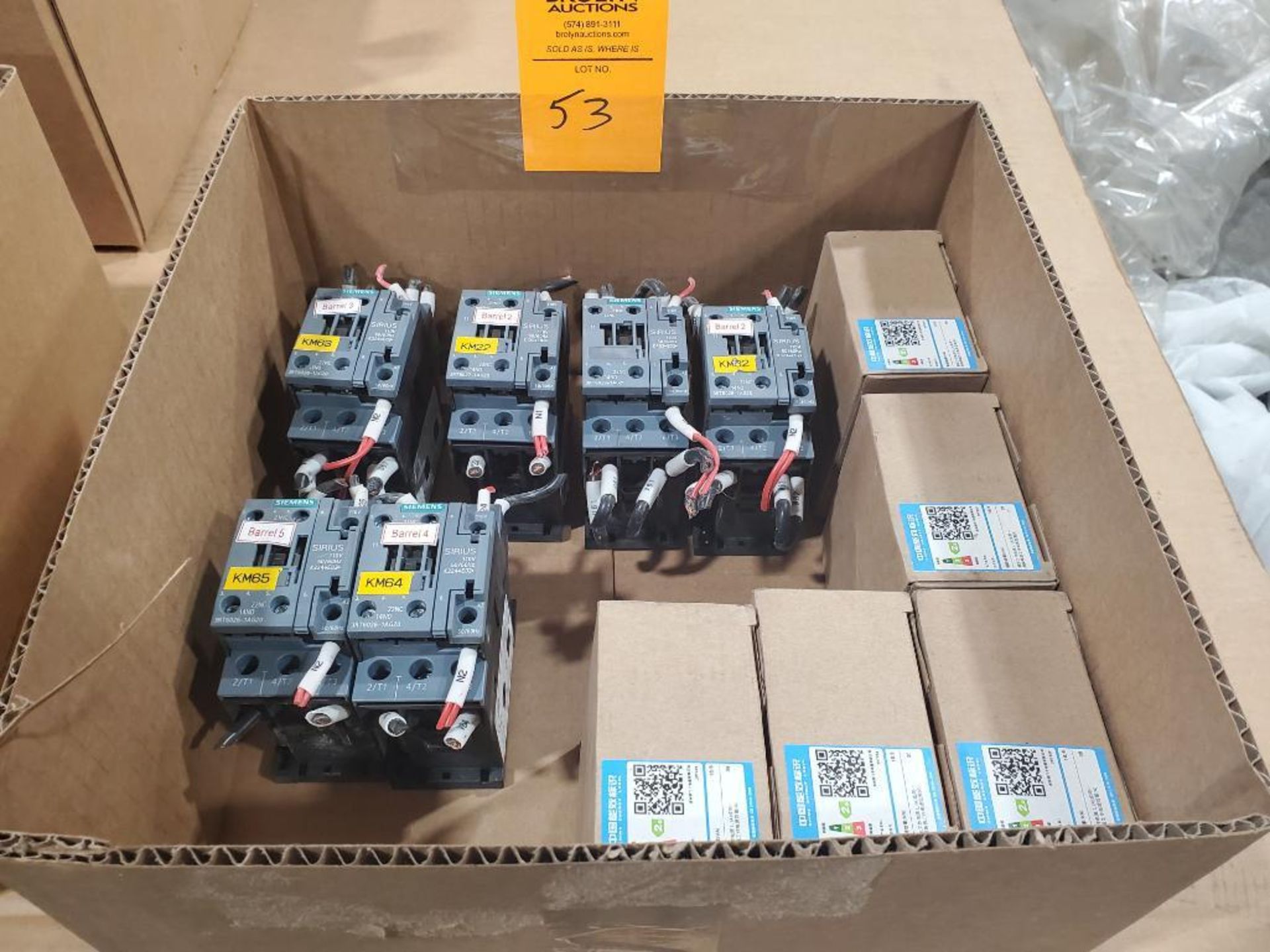 Contctors Assorted contactors. Siemens, etc. For a $12 fee this lot can be ...