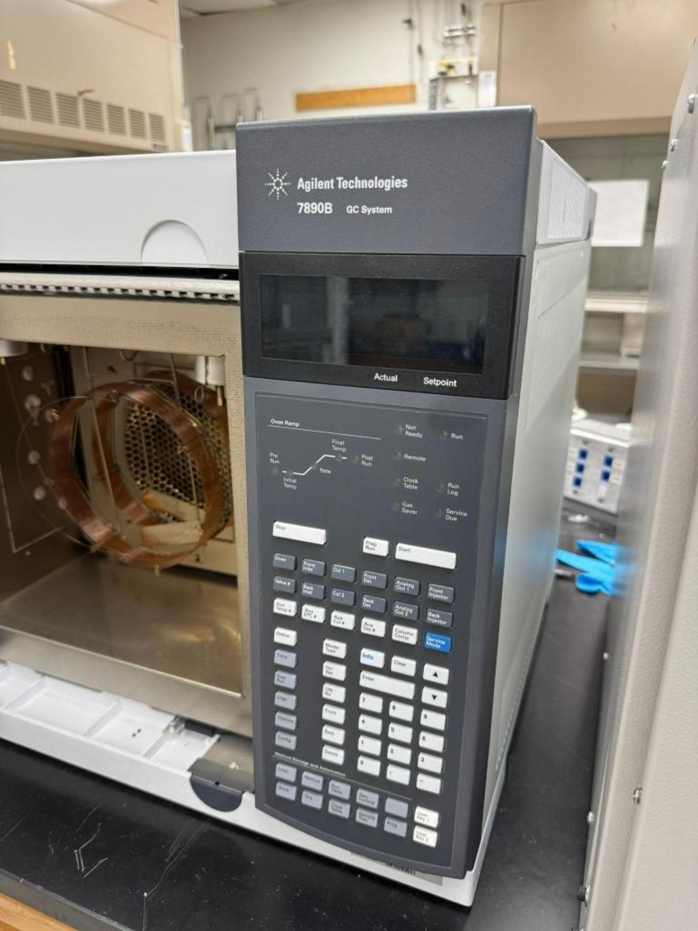 Agilent Technologies 7890B (G3440B) Gas Chromatograph, Serial ...