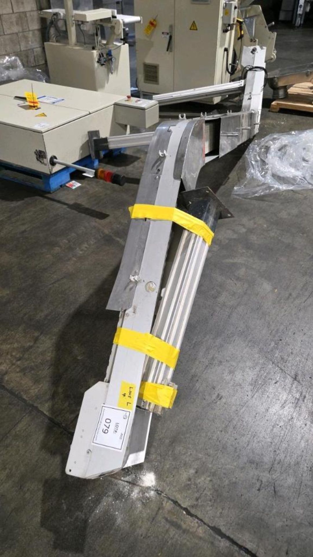 Metal Conveyor With Plastic Belt. *SUBJECT TO PIECEMEAL BIDS --THE GREATER OF THE CLOSING BID ON BUL