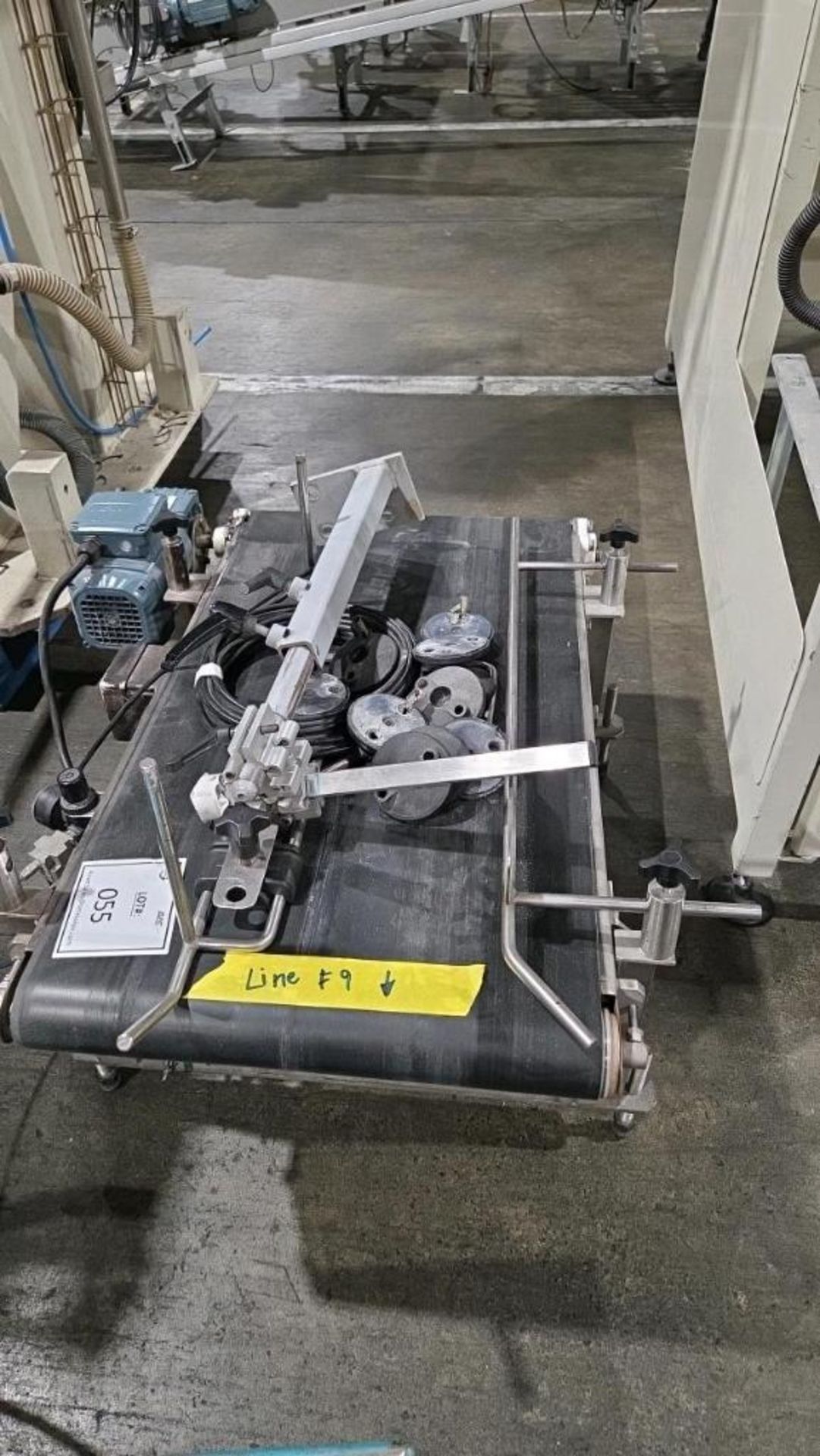 Stainless Steel Conveyor Belt System, Adjustable Height, Motorized Belt - Image 2 of 2