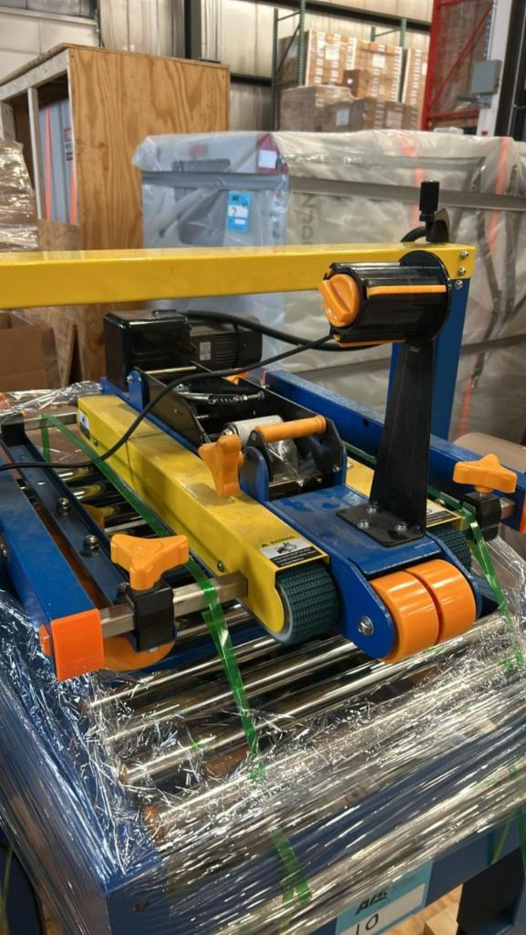 Kunba Automatic Box Taping Machine Top & Bottom Tape Conveyer, Tape ...