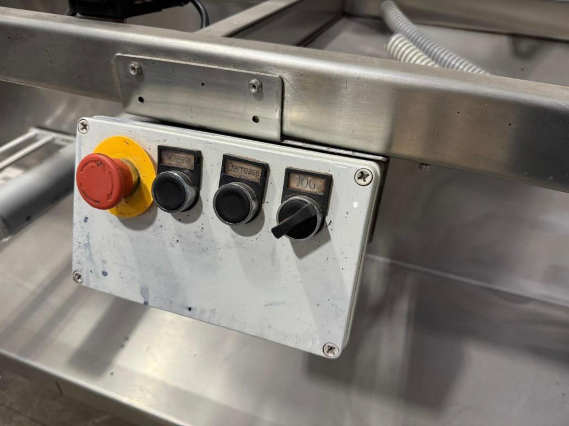 Macwell Shanghai Macwell Packaging Machine, Model# CDS130, Serial# CC10-008.