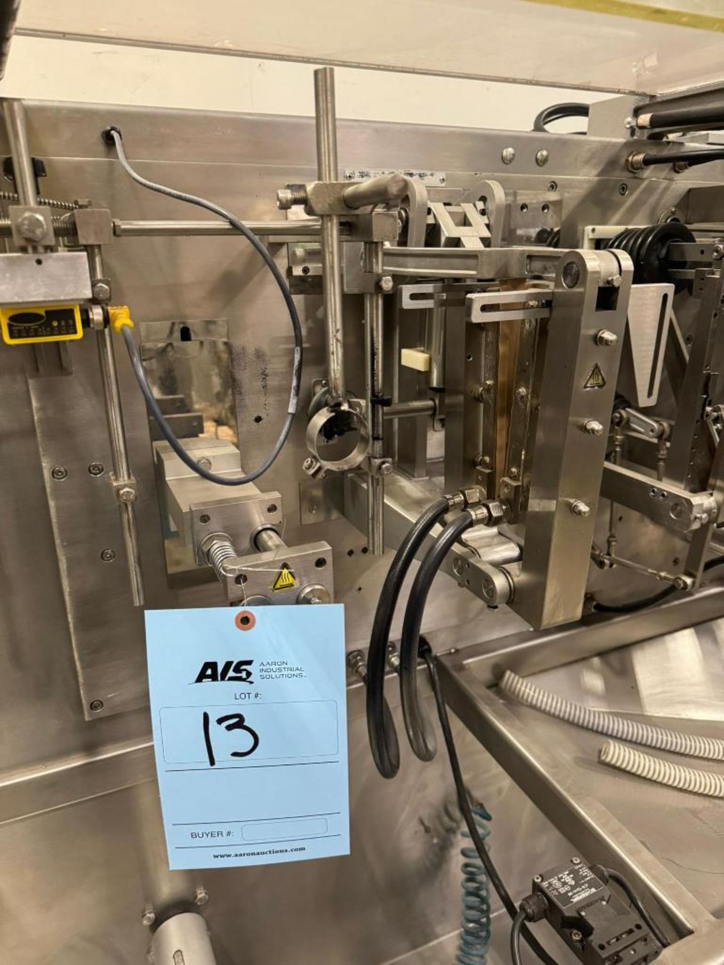 Macwell Shanghai Macwell Packaging Machine, Model# CDS130, Serial# CC10-008.