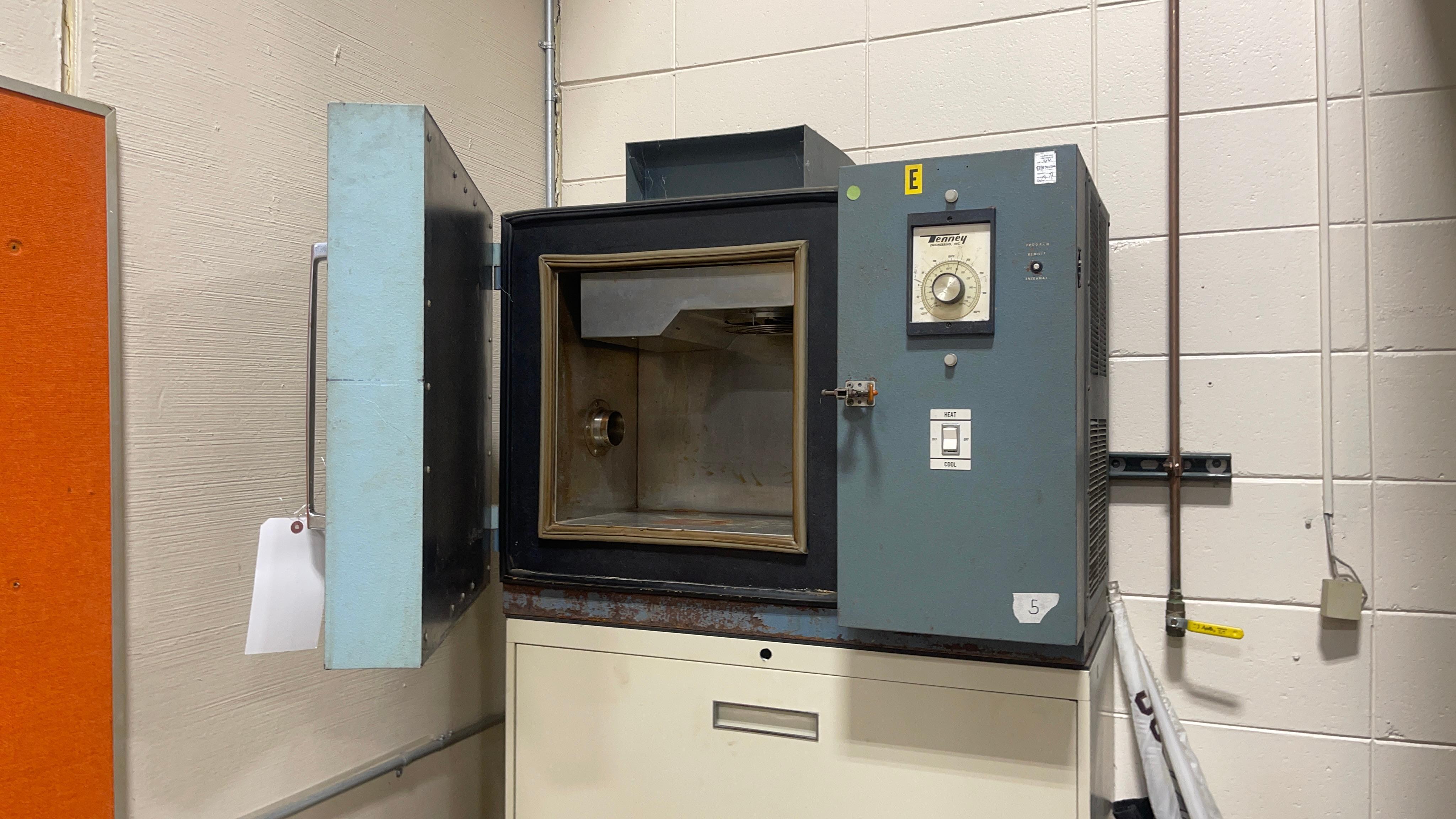 Tenney Hot/Cold Industrial Oven