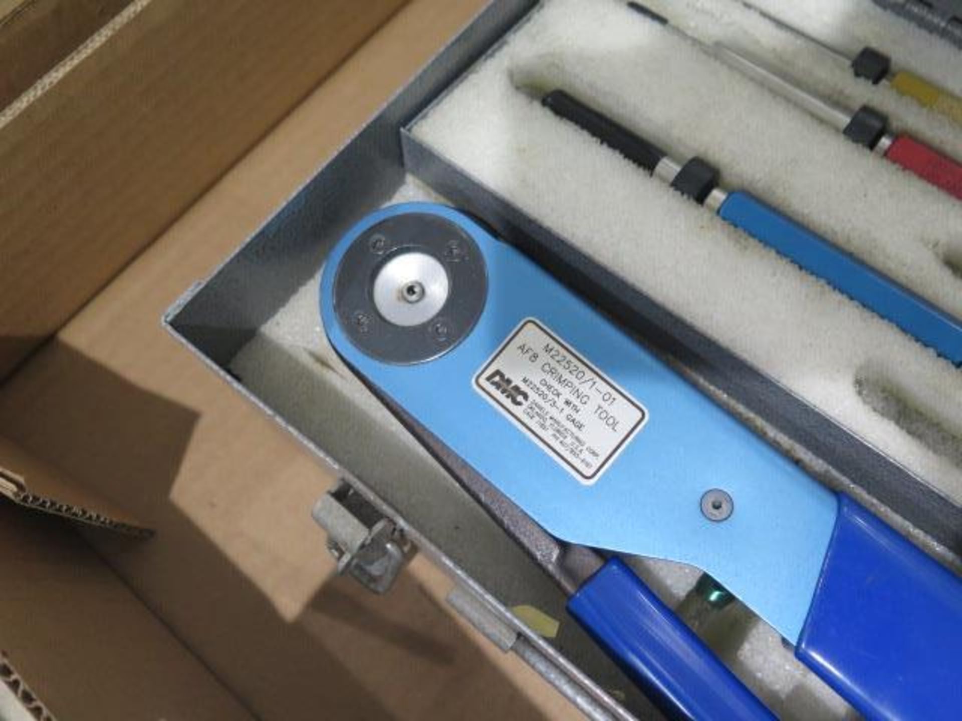 Daniels AF8 Crimping Tool and Tool Kit (SOLD AS-IS - NO WARRANTY)