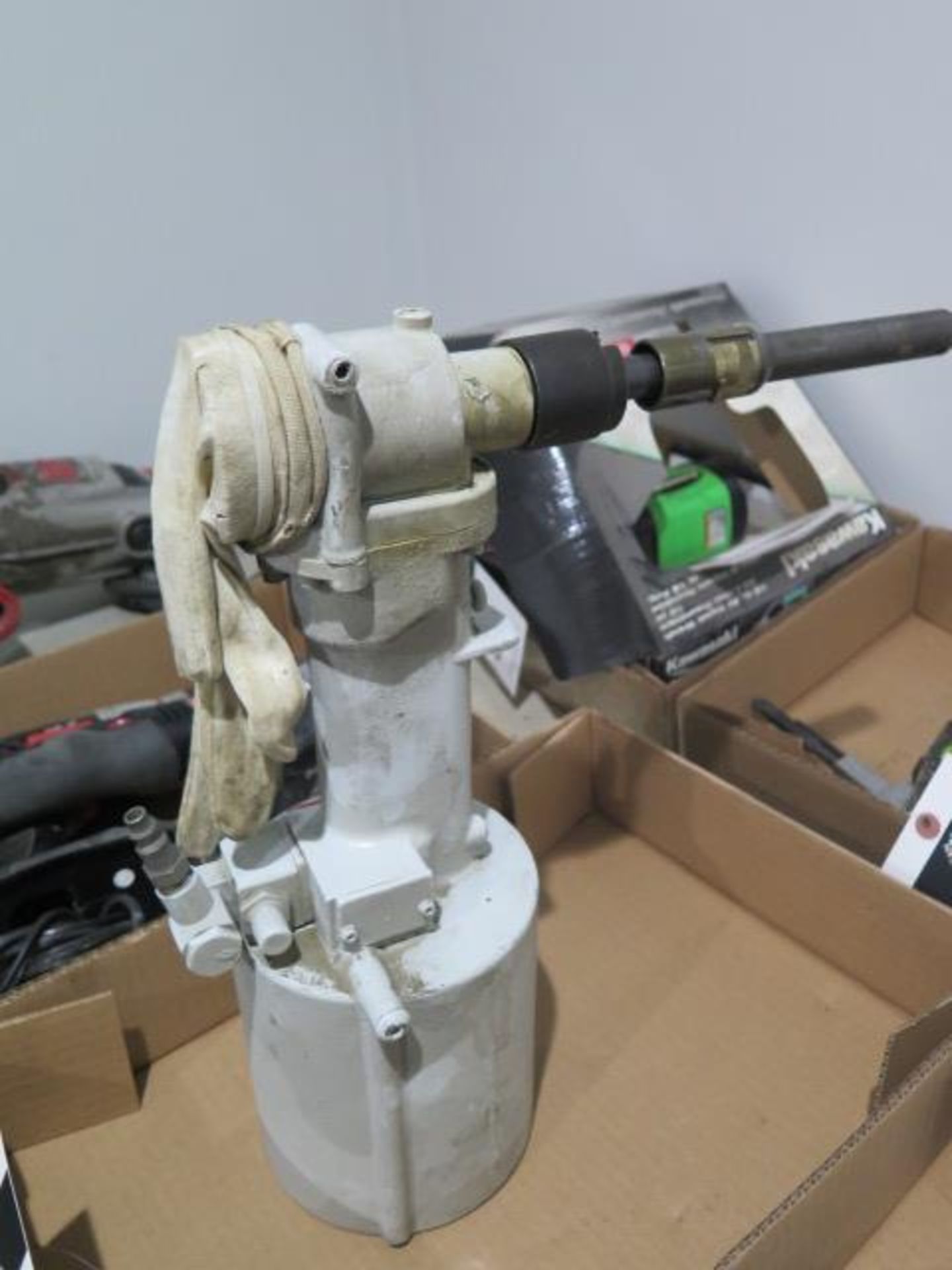Pneumatic Pop Riveter (SOLD AS-IS - NO WARRANTY)