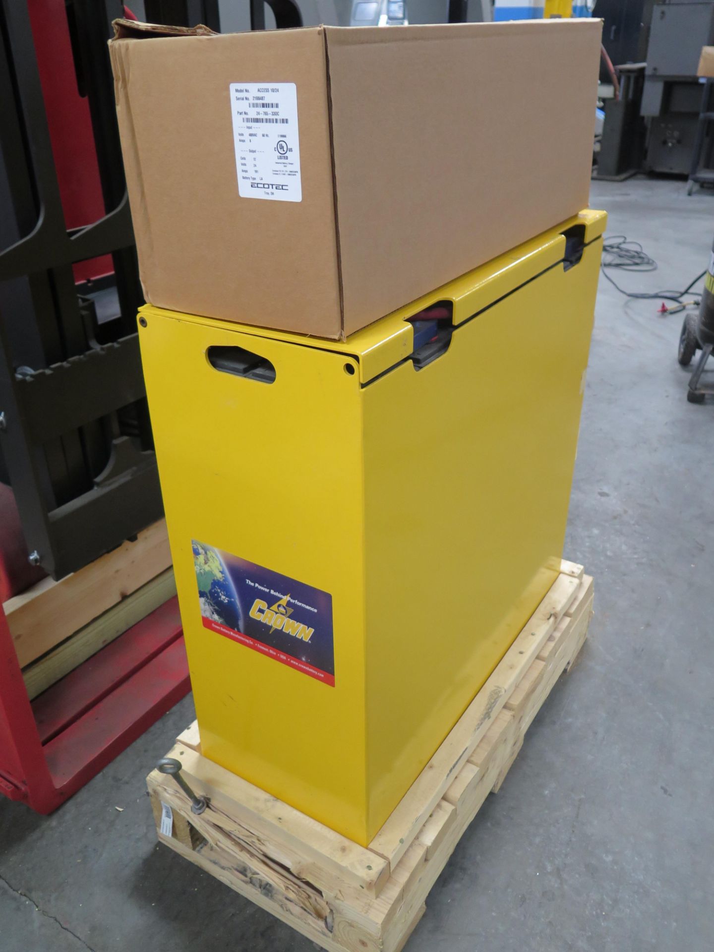 (NEW) 2021 Raymond 3030 Courier Automated Electric Lift Truck Stackers ...