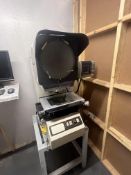 JT-3025AZ OPTICAL COMPARATOR