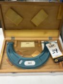 8-9" OD Micrometer, PHASE 2 100-009, Carbide Faces, .0001"