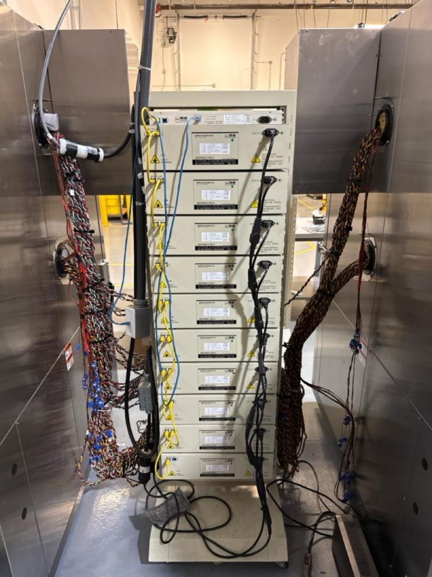 NEWARE Portable High Precision Battery Testing Rack - ENTIRETY [LOTS ...
