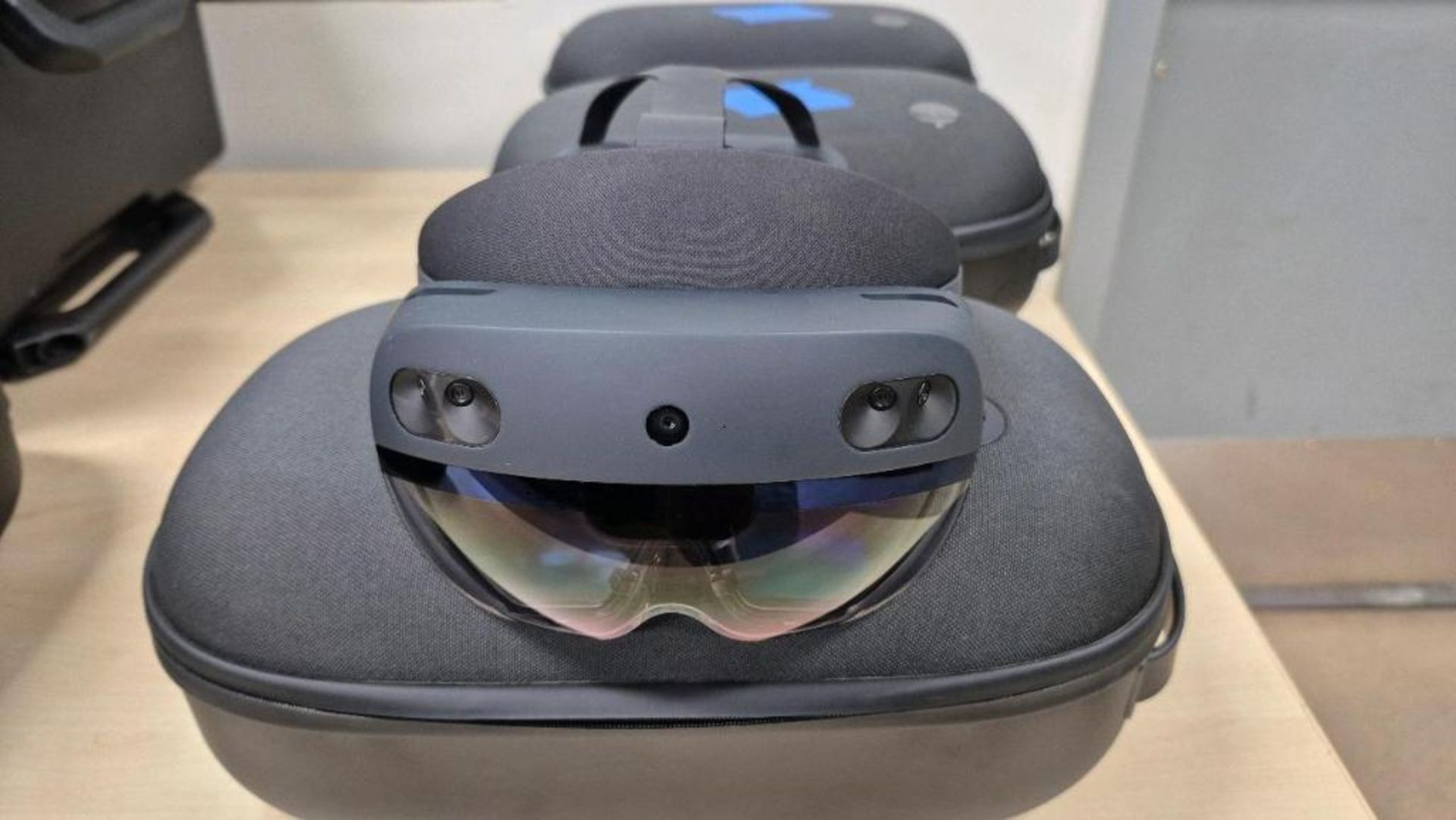 Microsoft HoloLens 2 Mixed Reality Headset; HoloLens 2 Headset With USB ...