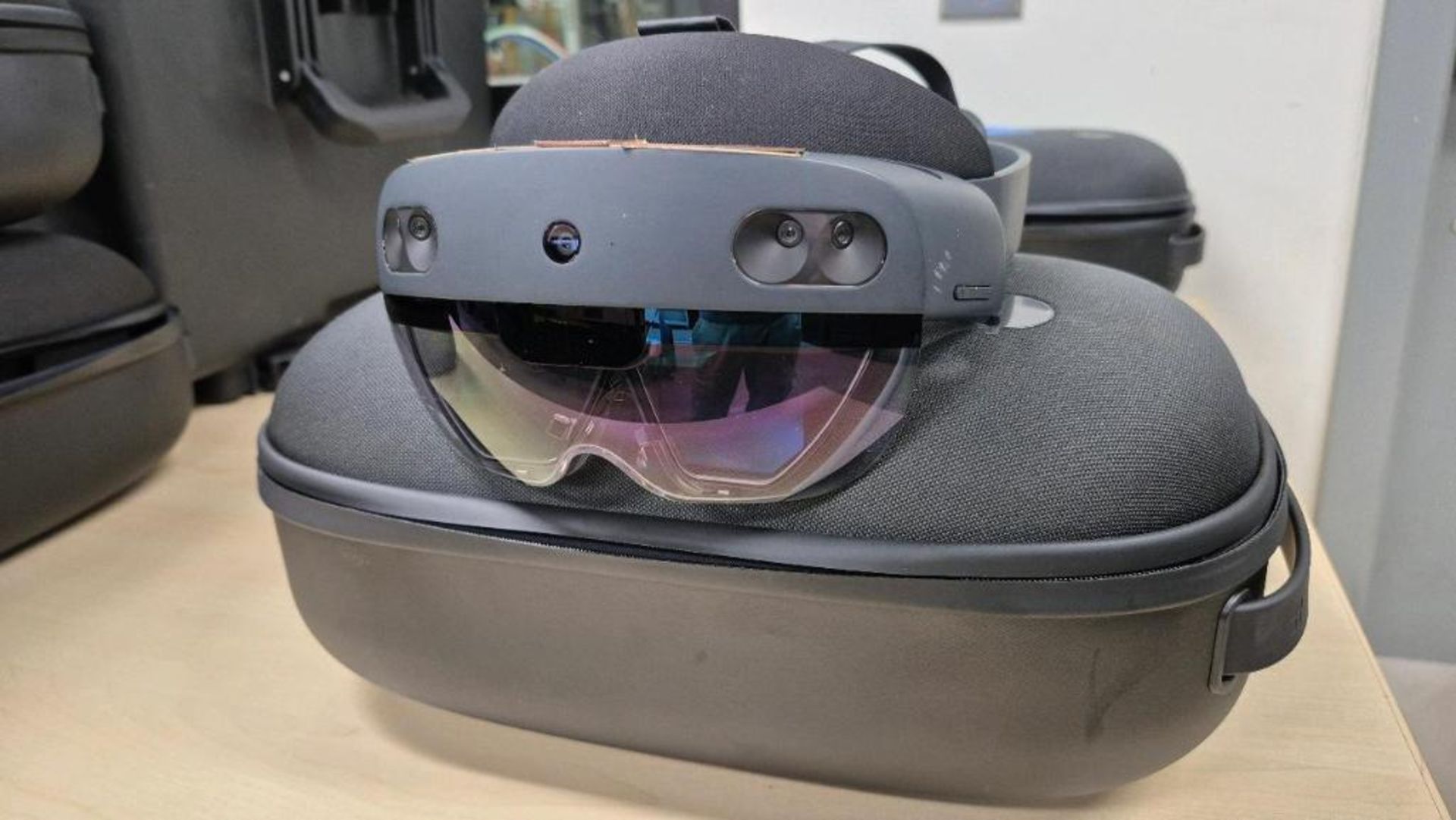 Microsoft HoloLens 2 Mixed Reality Headset; HoloLens 2 Headset With USB ...