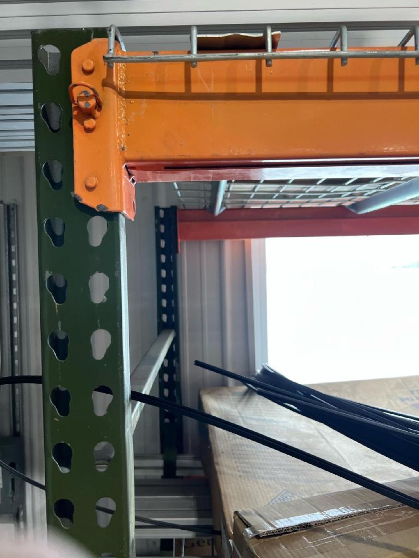Armchair Section Racking Heavy-Duty Industrial Pallet Racking Section with Wire Decking – Approx ...