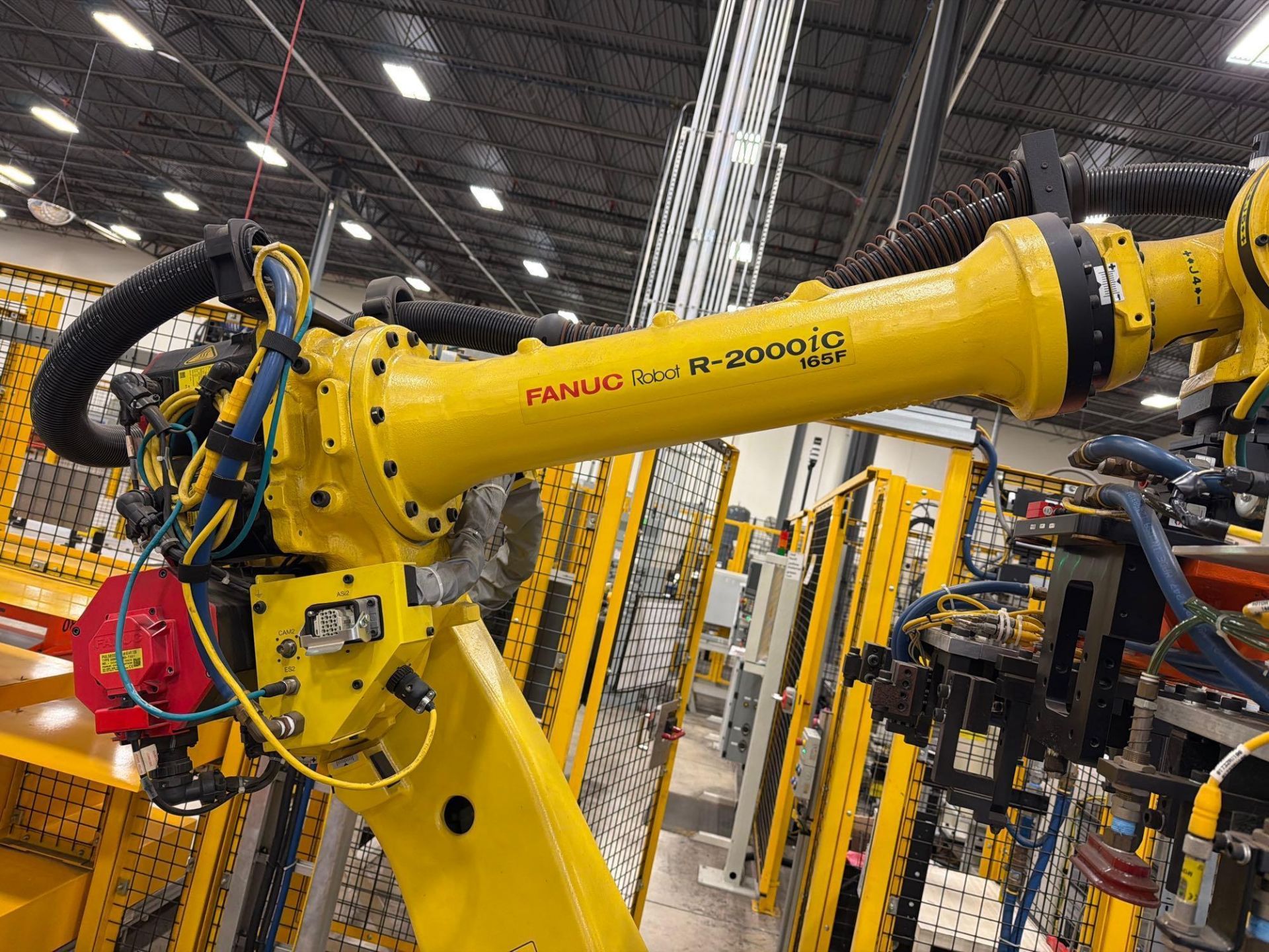 R2000ic Routing Cable Loading Fee: $250 Click HERE for Video! Fanuc R2000iC/165F Robot w ...
