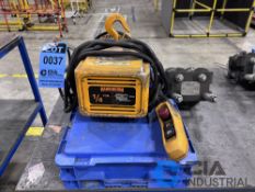 1/4 TON CAPACITY HARRINGTON MODEL NER0035D PENDANT CONTROL CHAIN HOIST WITH TROLLEY