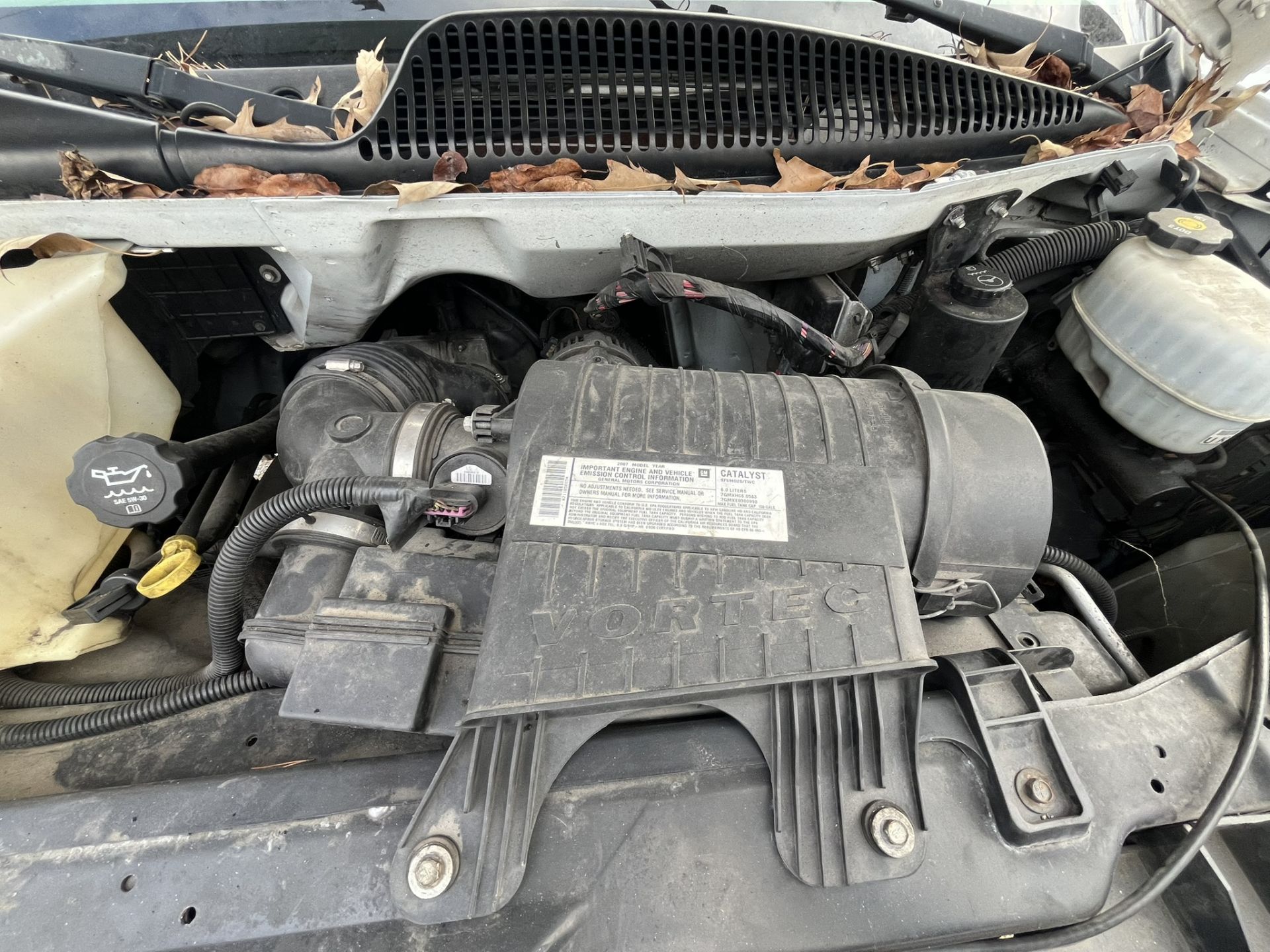 2007 Chevrolet Express 3500 Box Truck Model CG3 - Image 11 of 16