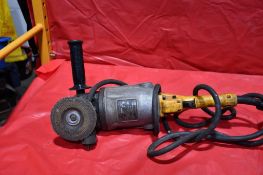 DEWALT HEAVY DUTY ANGLE GRINDER MODEL 4076
