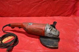 MILWAUKEE HEAVY DUTY 9" GRINDER